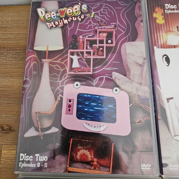 PEEWEE'S PLAYHOUSE Season 1 Episodes 8 thru 23 - Picture 2 of 6